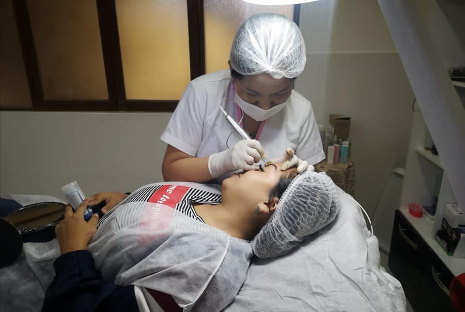 Disfruta de una experiencia relajante con nuestra exfoliación corporal.